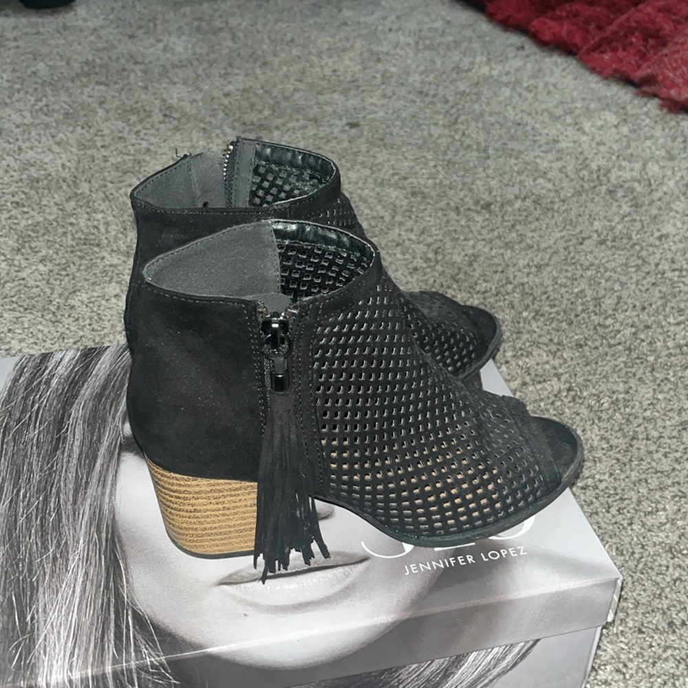 Qupid peep toe booties